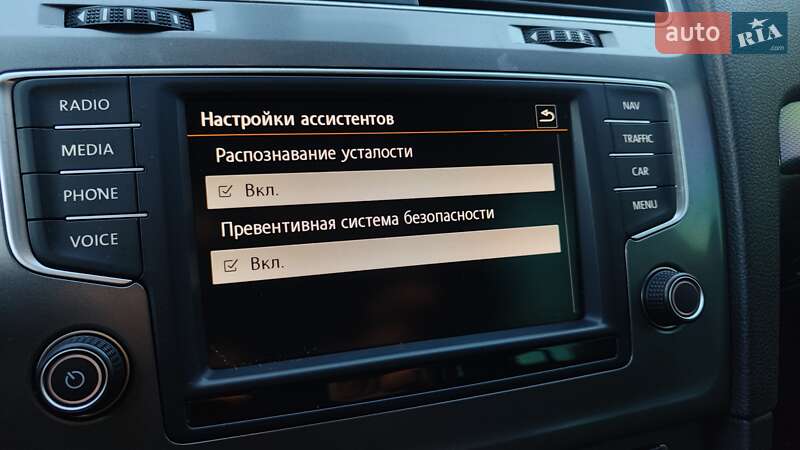 Универсал Volkswagen Golf 2015 в Виннице фото 59 Универсал Volkswagen Golf 2015 в Виннице