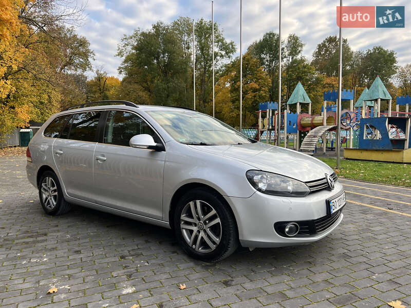 Универсал Volkswagen Golf 2010 в Тернополе фото Универсал Volkswagen Golf 2010 в Тернополе