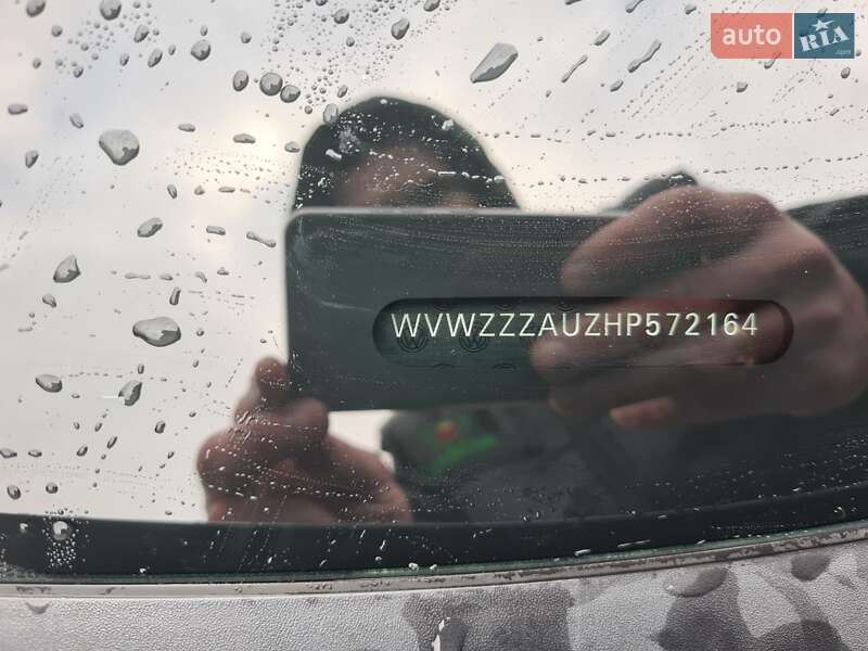 Универсал Volkswagen Golf 2017 в Ровно