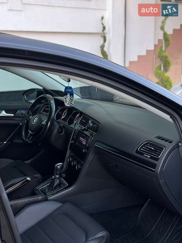 Хетчбек Volkswagen Golf 2014 в Сокирянах