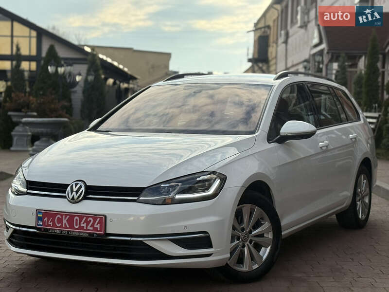 Універсал Volkswagen Golf 2017 в Стрию