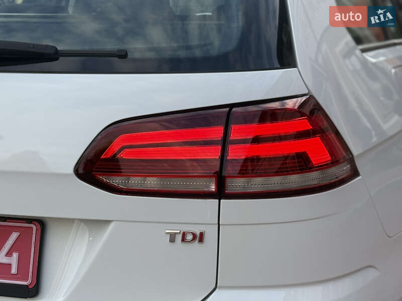 Універсал Volkswagen Golf 2017 в Стрию