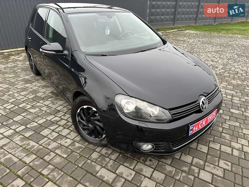 Хэтчбек Volkswagen Golf 2010 в Мукачево