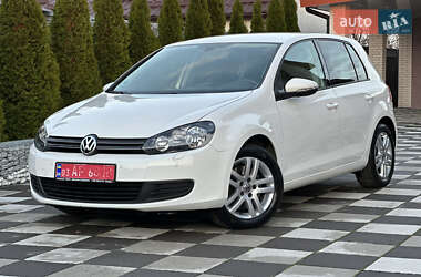 Хетчбек Volkswagen Golf 2009 в Летичіві
