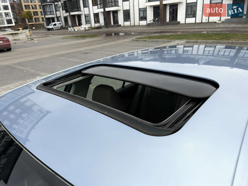 Хэтчбек Volkswagen Golf 2009 в Ровно