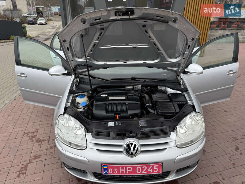 Хетчбек Volkswagen Golf 2006 в Рівному фото 26 Хетчбек Volkswagen Golf 2006 в Рівному