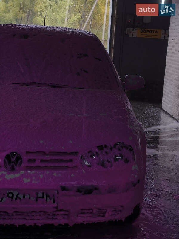 Універсал Volkswagen Golf 1998 в Івано-Франківську