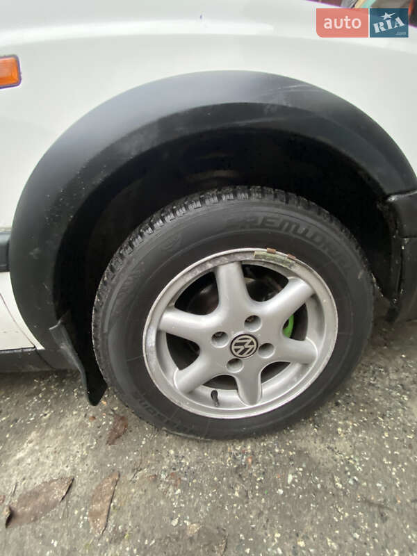 Хэтчбек Volkswagen Golf 1992 в Дымере