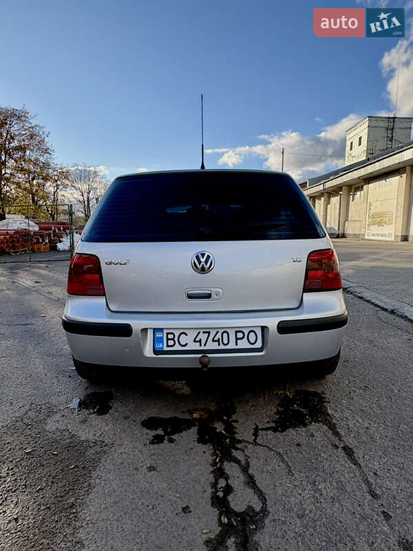 Хетчбек Volkswagen Golf 2000 в Львові