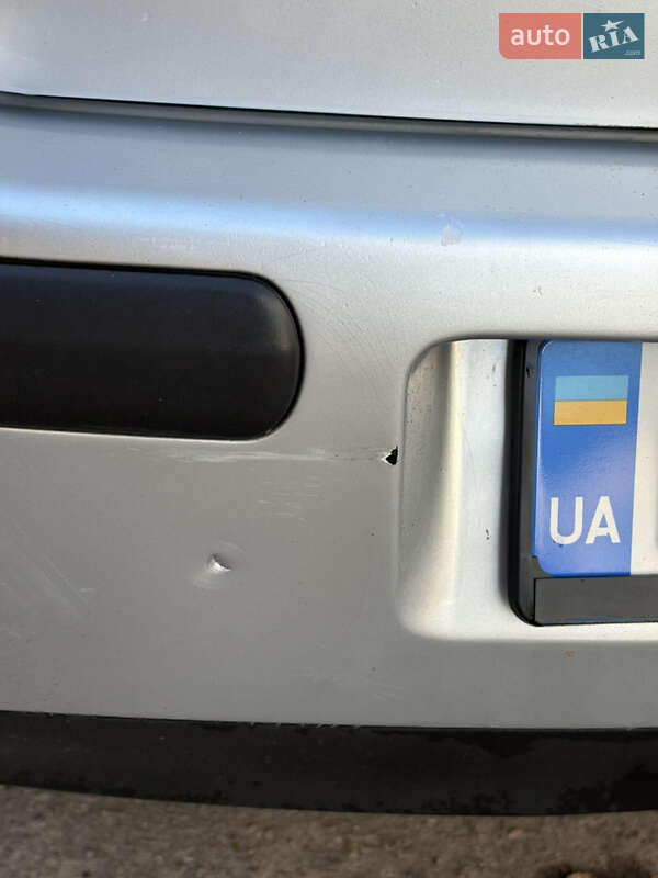 Хетчбек Volkswagen Golf 2000 в Львові