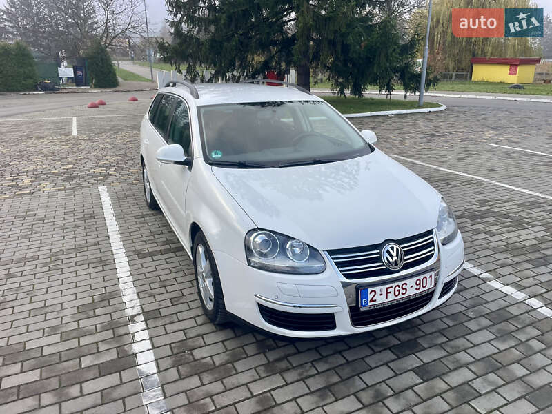 Універсал Volkswagen Golf 2009 в Луцьку