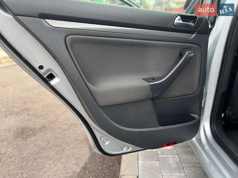 Універсал Volkswagen Golf 2007 в Хмельницькому