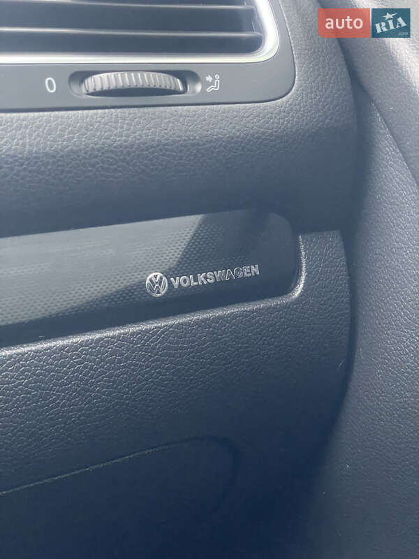 Хэтчбек Volkswagen Golf 2010 в Сваляве фото 25 Хэтчбек Volkswagen Golf 2010 в Сваляве