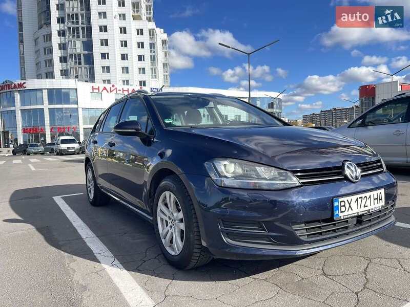 Універсал Volkswagen Golf 2016 в Хмельницькому