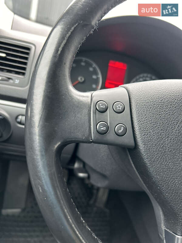 Універсал Volkswagen Golf 2010 в Полтаві