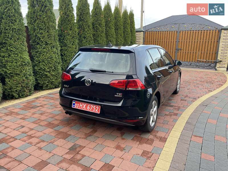 Хэтчбек Volkswagen Golf 2013 в Луцке