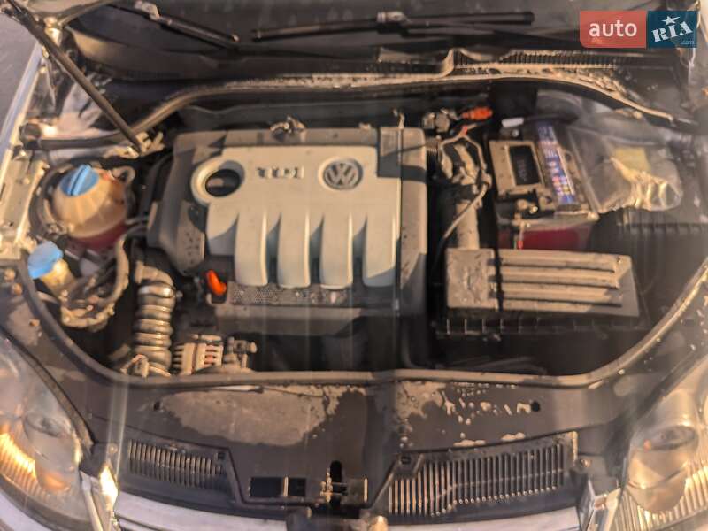 Універсал Volkswagen Golf 2008 в Володимирі