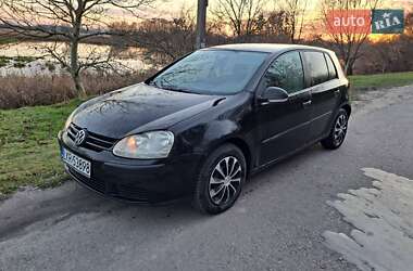 Хэтчбек Volkswagen Golf 2006 в Ровно