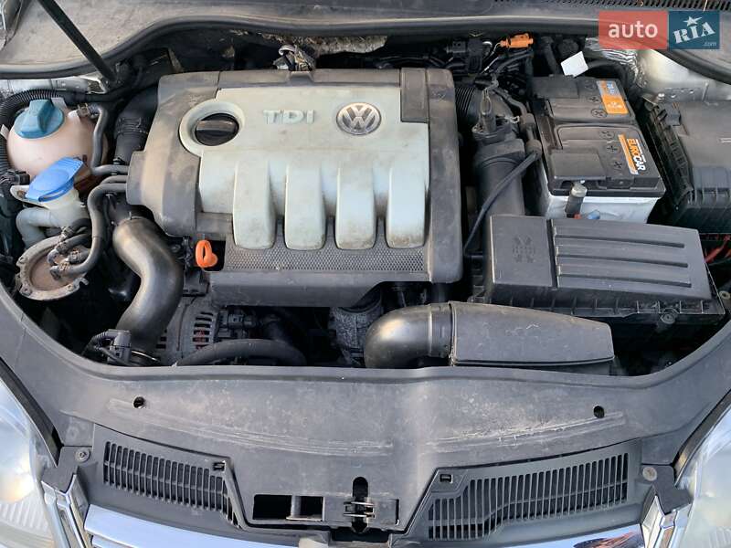 Універсал Volkswagen Golf 2007 в Бердичеві