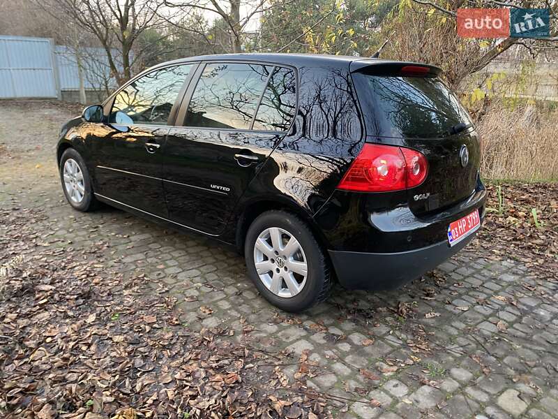 Хэтчбек Volkswagen Golf 2008 в Луцке фото 2 Хэтчбек Volkswagen Golf 2008 в Луцке