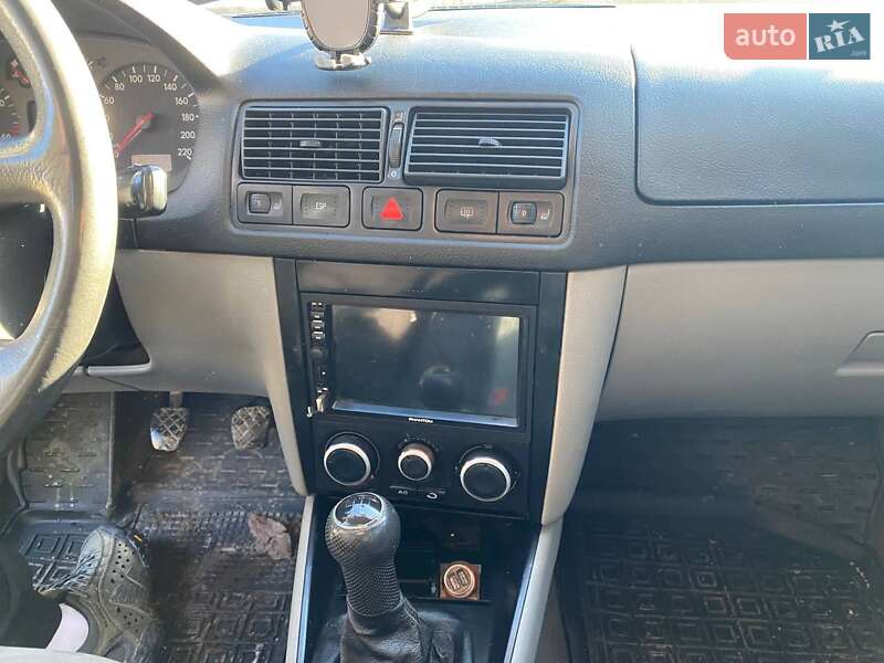 Універсал Volkswagen Golf 1999 в Городку