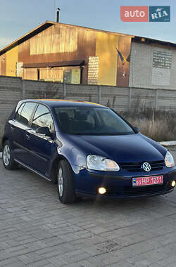 Хэтчбек Volkswagen Golf 2006 в Иваничах