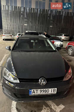 Універсал Volkswagen Golf 2016 в Івано-Франківську