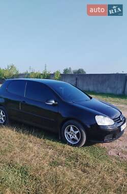 Універсал Volkswagen Golf 2004 в Радехові