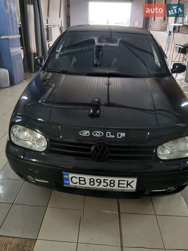 Хэтчбек Volkswagen Golf 2002 в Нежине фото Хэтчбек Volkswagen Golf 2002 в Нежине