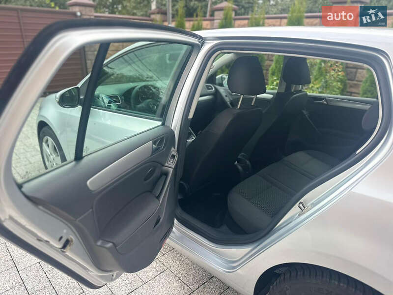 Хэтчбек Volkswagen Golf 2008 в Киеве фото 8 Хэтчбек Volkswagen Golf 2008 в Киеве