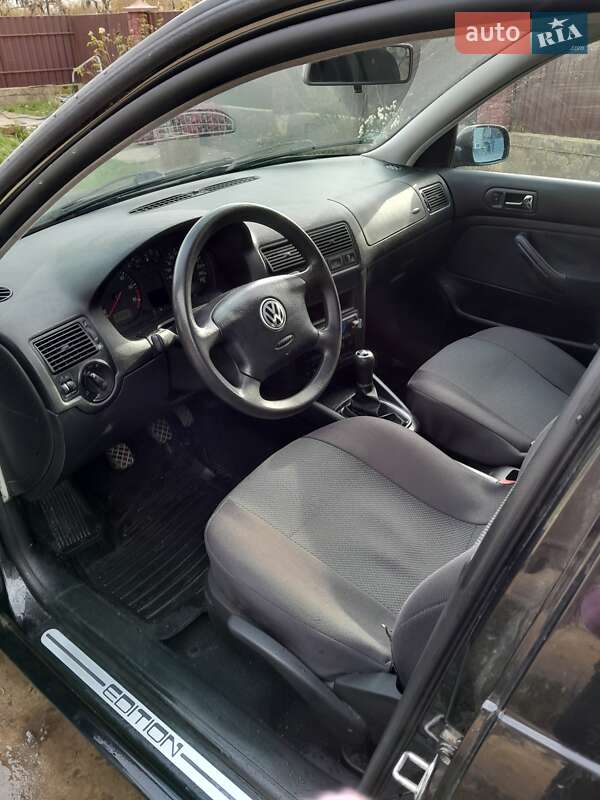 Универсал Volkswagen Golf 2000 в Монастыриске