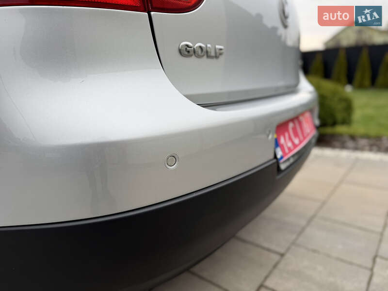 Хэтчбек Volkswagen Golf 2007 в Львове