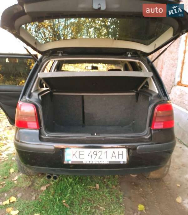 Хэтчбек Volkswagen Golf 2000 в Нововоронцовке фото 3 Хэтчбек Volkswagen Golf 2000 в Нововоронцовке