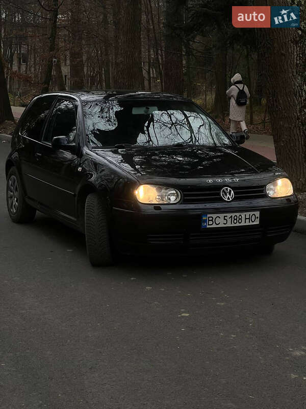 Volkswagen Golf 2001