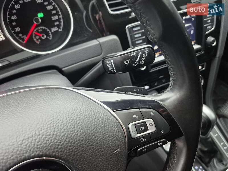 Хэтчбек Volkswagen Golf 2014 в Киеве фото 20 Хэтчбек Volkswagen Golf 2014 в Киеве