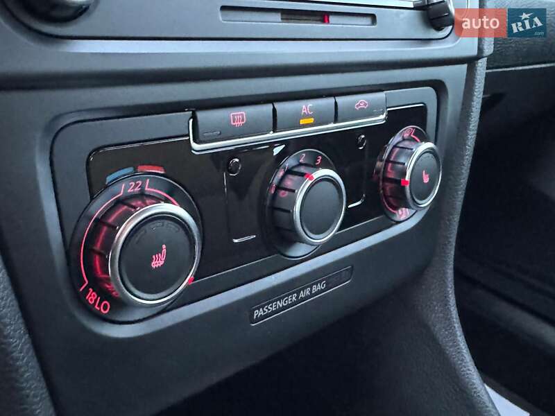 Хэтчбек Volkswagen Golf 2010 в Дрогобыче фото 68 Хэтчбек Volkswagen Golf 2010 в Дрогобыче