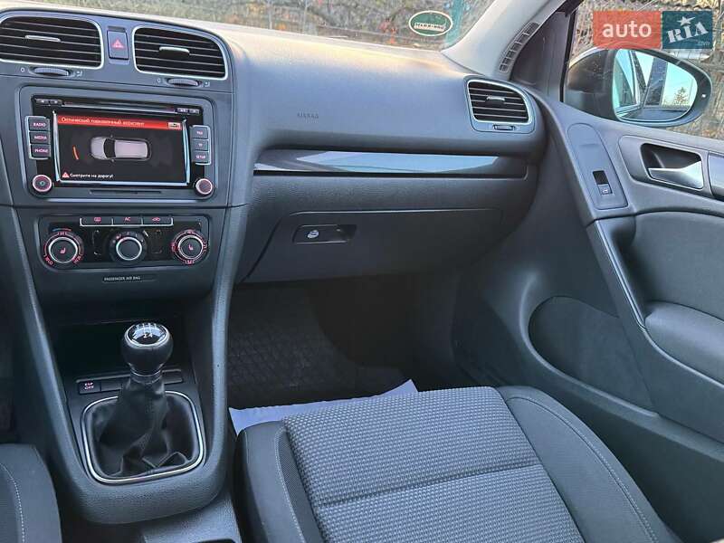 Хэтчбек Volkswagen Golf 2010 в Дрогобыче фото 81 Хэтчбек Volkswagen Golf 2010 в Дрогобыче