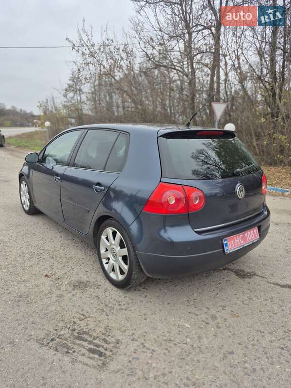 Хэтчбек Volkswagen Golf 2007 в Кропивницком