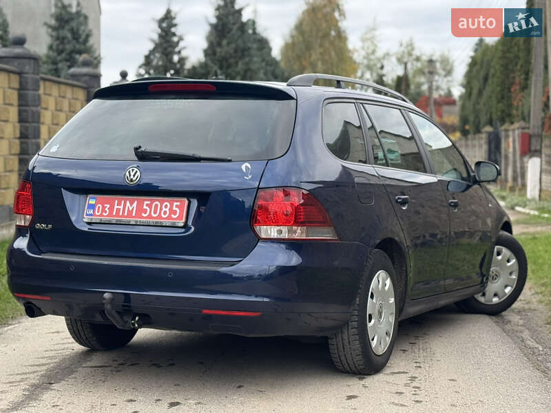 Универсал Volkswagen Golf 2012 в Луцке