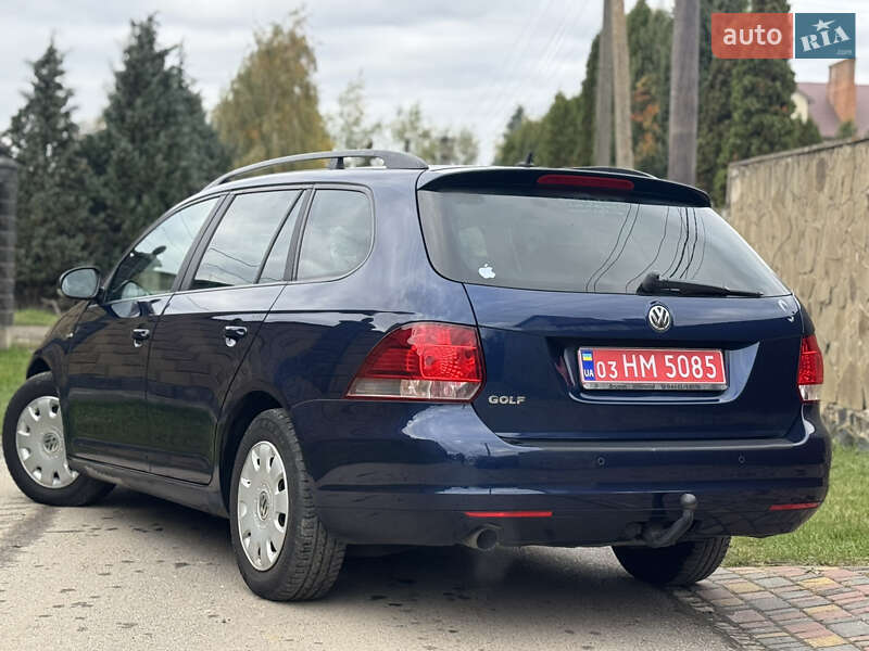 Универсал Volkswagen Golf 2012 в Луцке