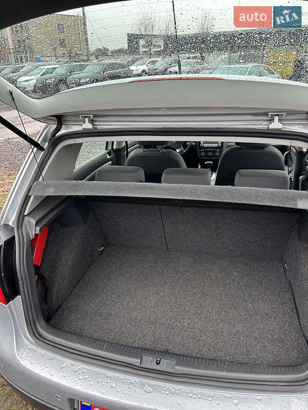 Хэтчбек Volkswagen Golf 2007 в Луцке фото 12 Хэтчбек Volkswagen Golf 2007 в Луцке