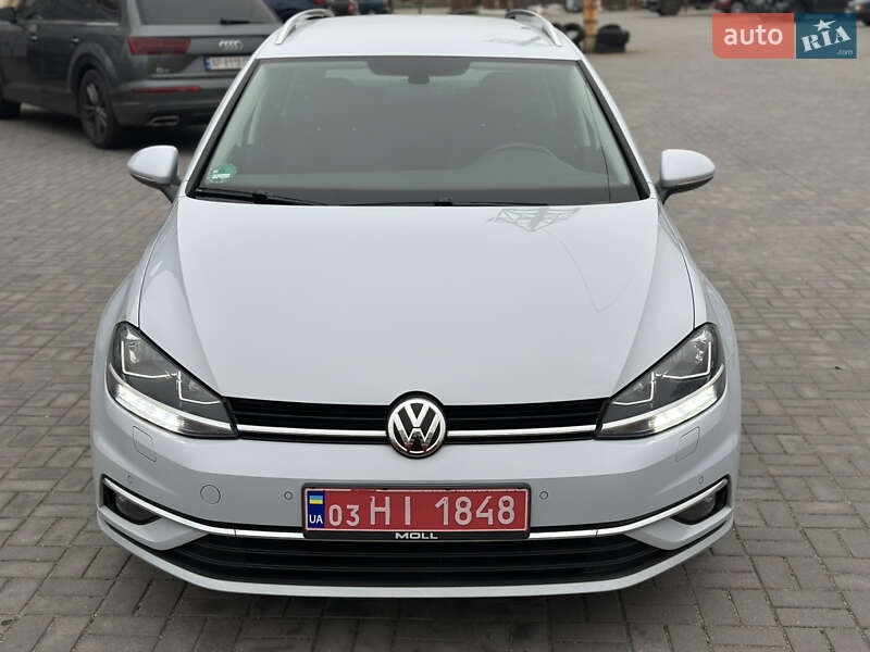 Універсал Volkswagen Golf 2019 в Запоріжжі