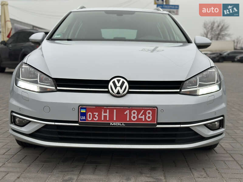 Універсал Volkswagen Golf 2019 в Запоріжжі