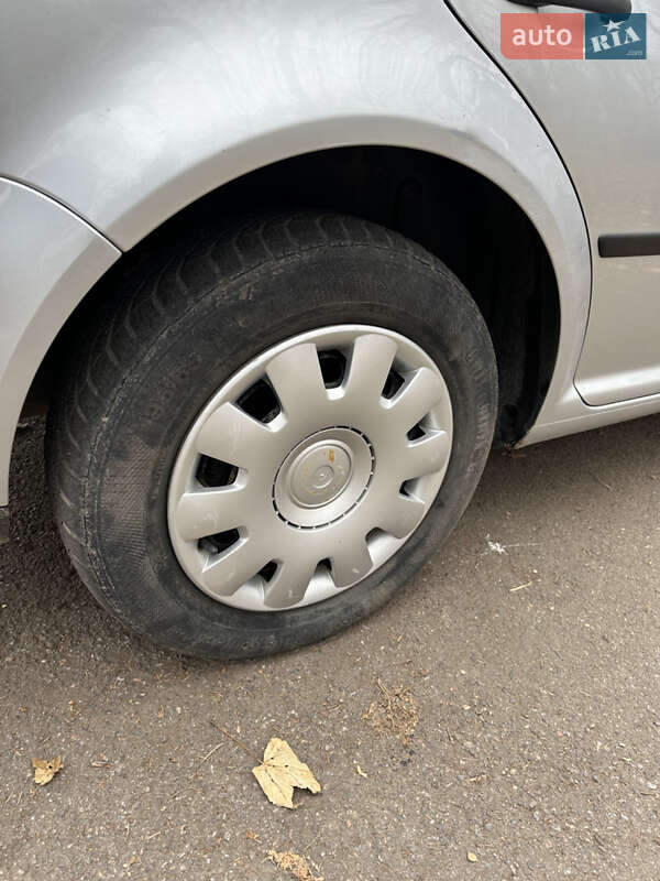 Універсал Volkswagen Golf 2006 в Гнівані фото 7 Універсал Volkswagen Golf 2006 в Гнівані