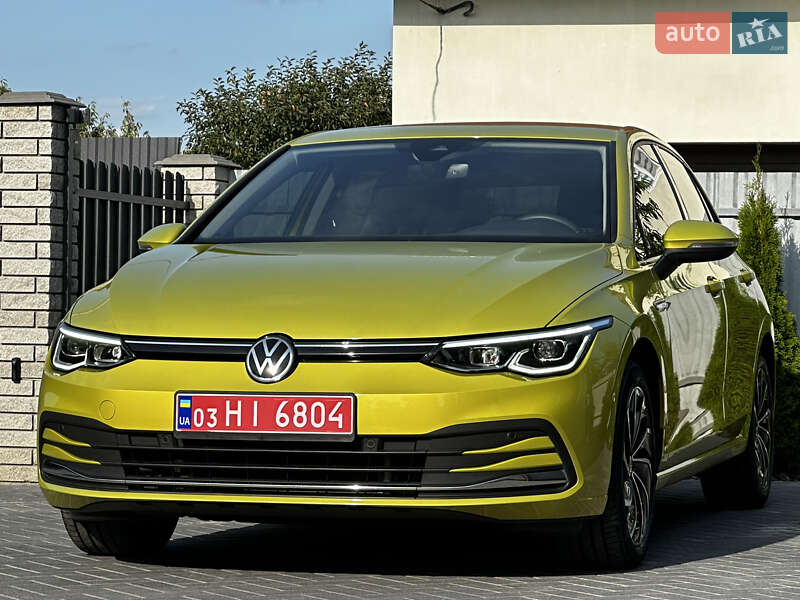 Хетчбек Volkswagen Golf 2020 в Тернополі