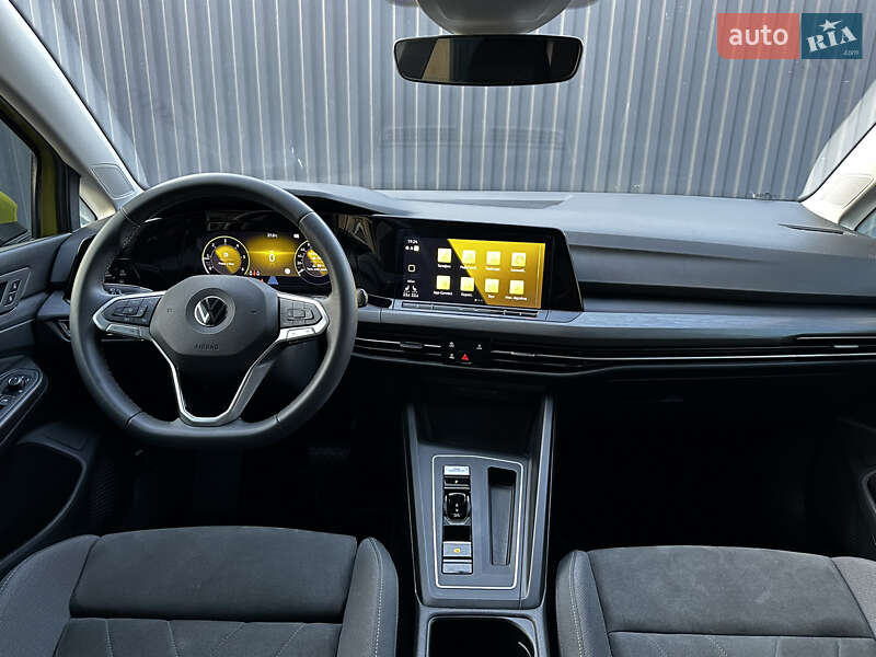 Хетчбек Volkswagen Golf 2020 в Тернополі