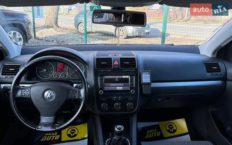 Хэтчбек Volkswagen Golf 2008 в Коломые