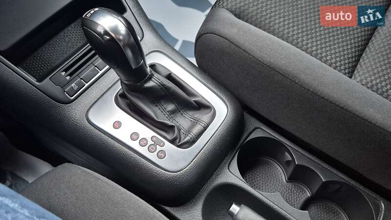 Хэтчбек Volkswagen Golf 2012 в Ровно фото 35 Хэтчбек Volkswagen Golf 2012 в Ровно