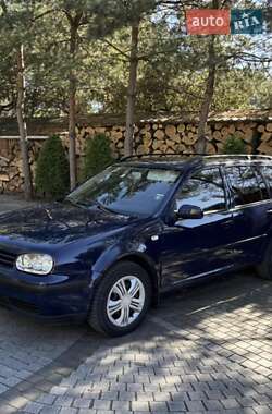 Универсал Volkswagen Golf 2003 в Каменец-Подольском
