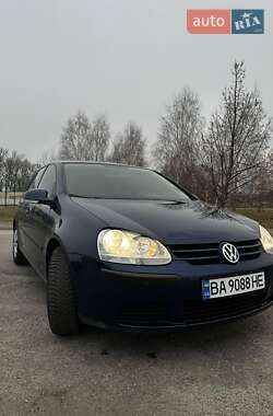 Хэтчбек Volkswagen Golf 2006 в Александрие
